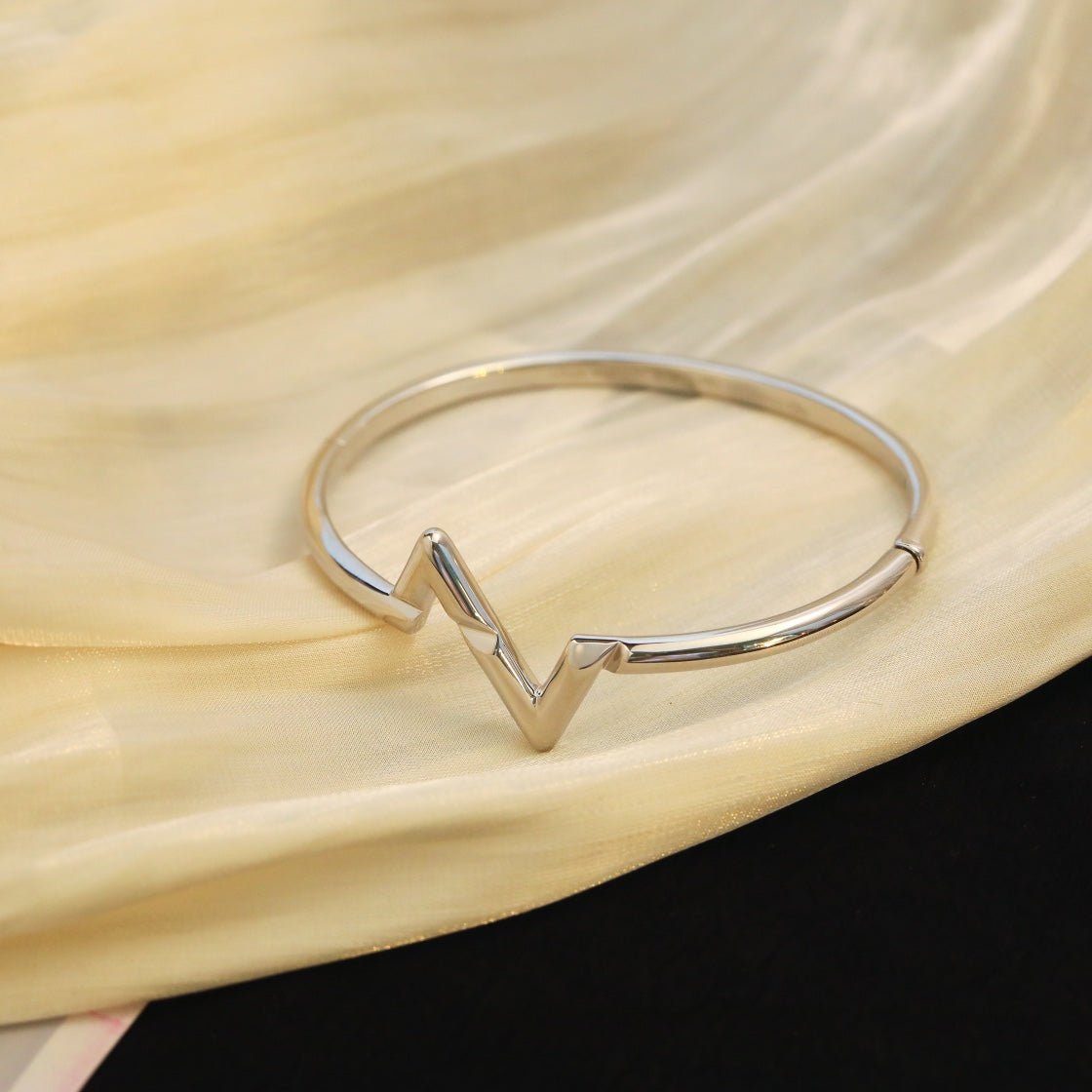 [Bling Jewelrys ]VOLTE UPSITE DOWN BRACELET