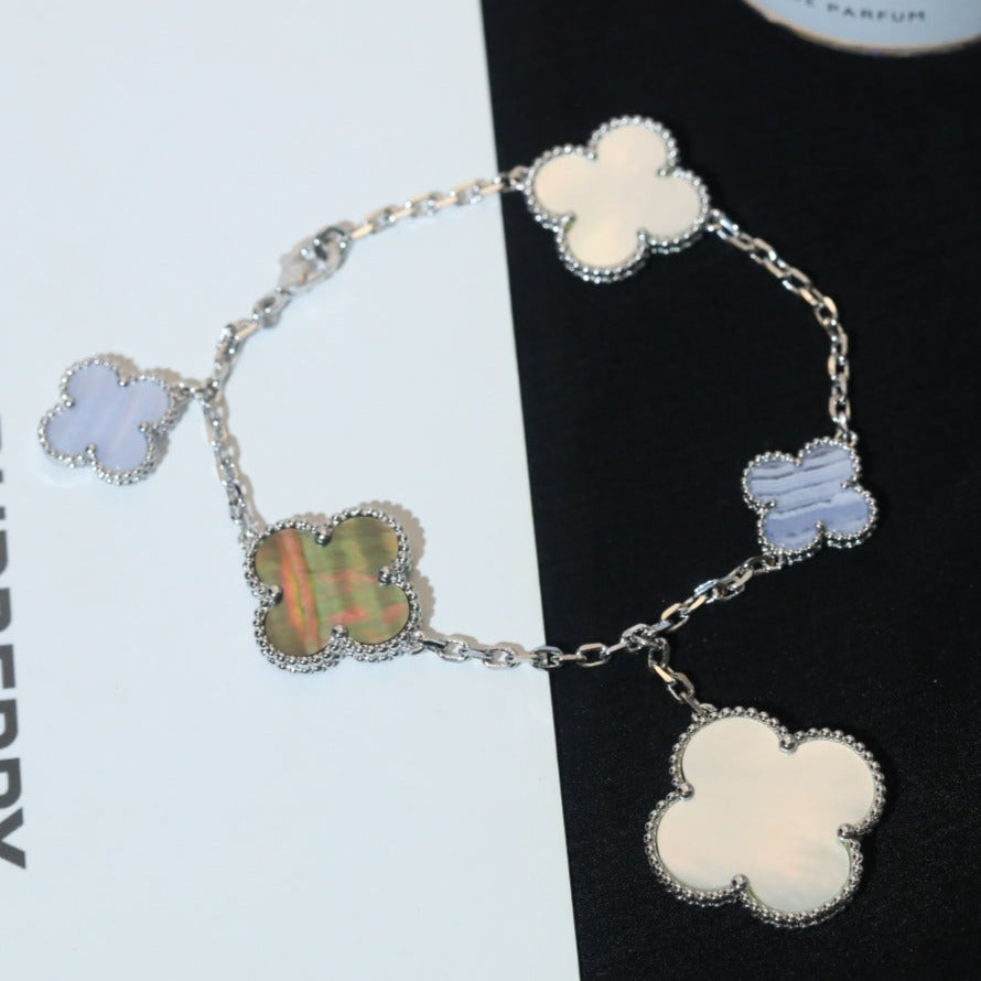 [Bling Jewelrys ]CLOVER BRACELET 5 MOTIFS MOP CHALCEDONY SILVER