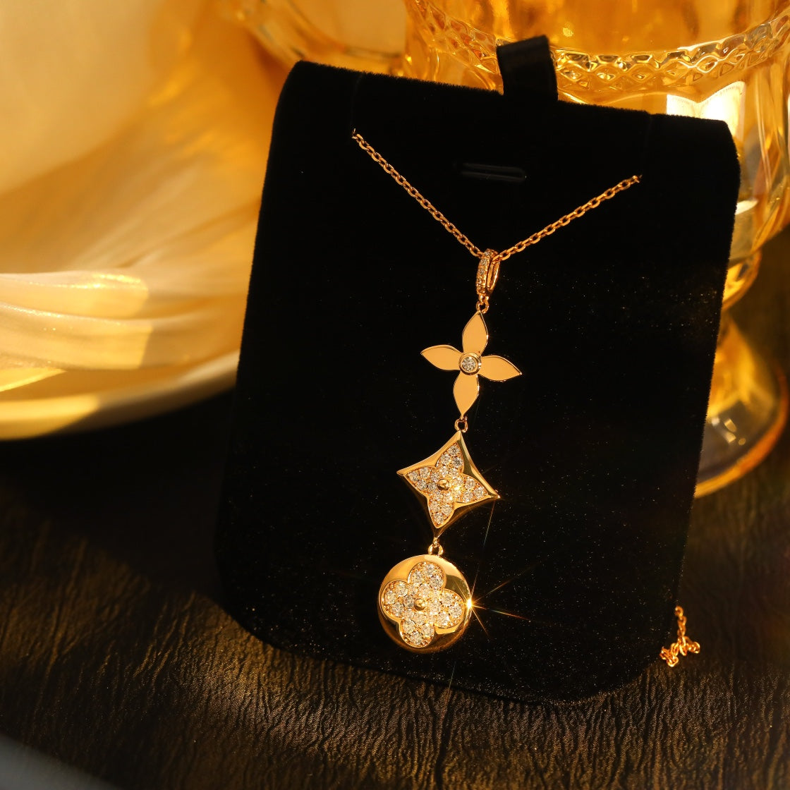 [Bling Jewelrys ]STAR AND SUN DIAMOND PINK GOLD NECKLACE