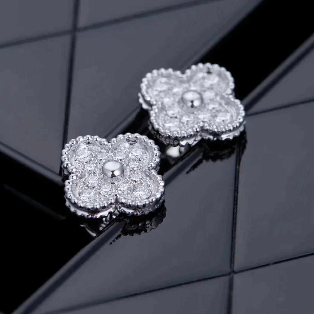 [Bling Jewelrys ]CLOVER 1 MOTIFS DIAMOND STUD EARRINGS SILVER