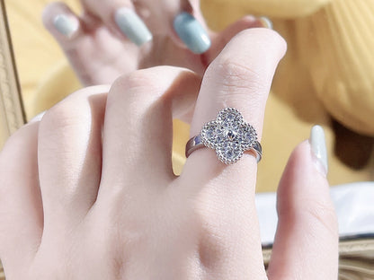 [Bling Jewelrys ]クローバーダイヤモンドリング