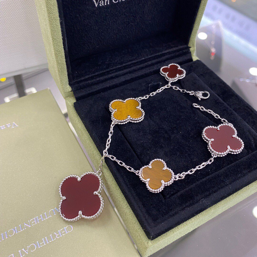 [Bling Jewelrys ]CLOVER 5 MOTIFS SIVLER CARNELIAN TIGER EYE BRACELET