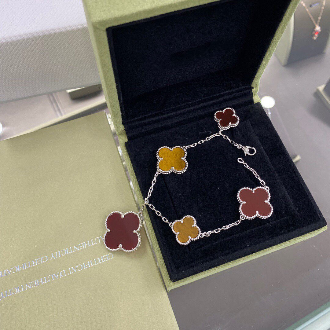 [Bling Jewelrys ]CLOVER 5 MOTIFS SIVLER CARNELIAN TIGER EYE BRACELET