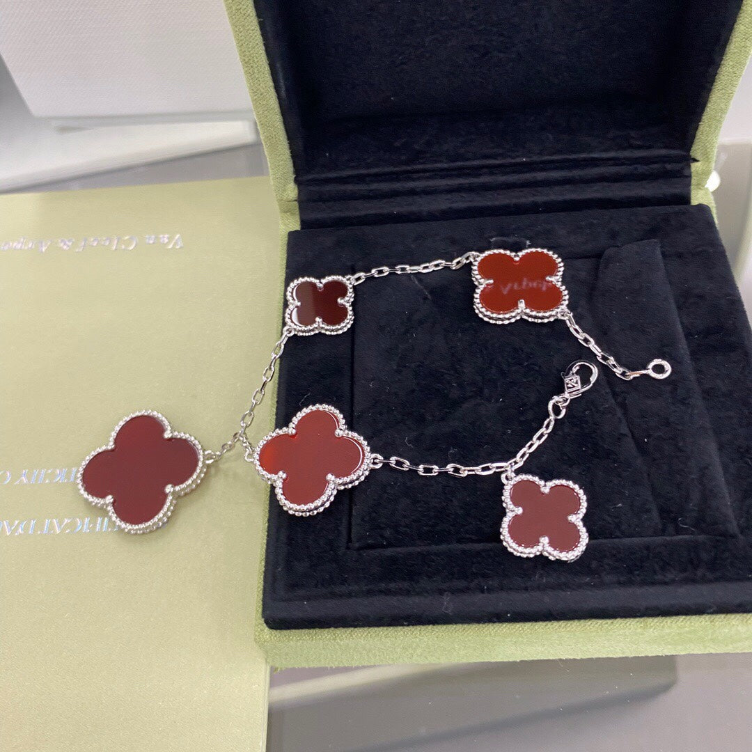 [Bling Jewelrys ]CLOVER 5 MOTIFS SIVLER CARNELIAN BRACELET