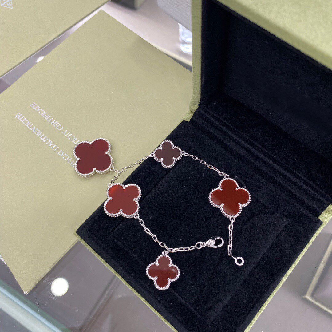 [Bling Jewelrys ]CLOVER 5 MOTIFS SIVLER CARNELIAN BRACELET