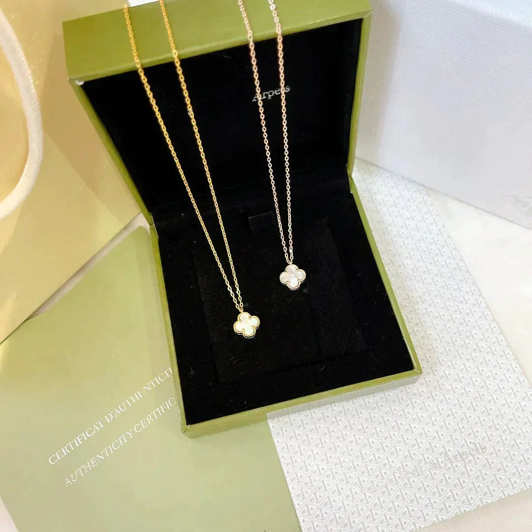 [Bling Jewelrys] CLOVER MINI 9,5 MM HALSKETTE MIT WEISSEM PERLMUTT