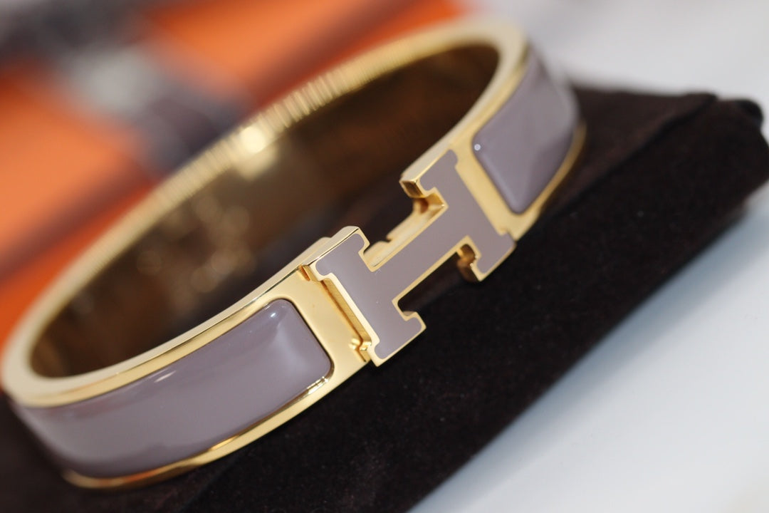 {
  "Bling Jewelrys ": "ブリングジュエリー",
  "H BRACELET 12MM BROWN": "Hブレスレット 12MM ブラウン"
}