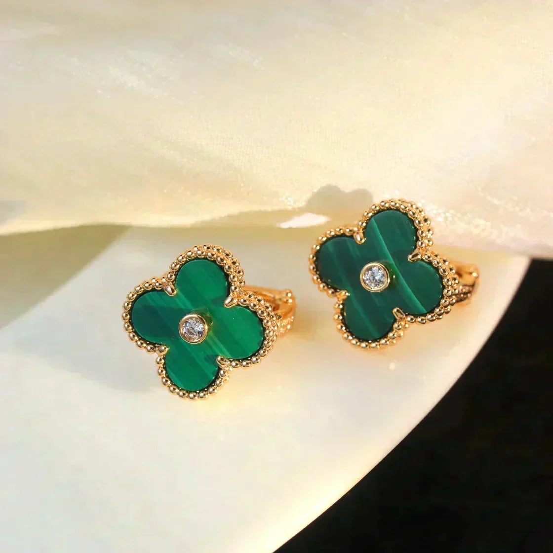 [Bling Jewelrys ]CLOVER MEDIUM 1 MOTIFS MALACHITE DIAMOND EARRINGS