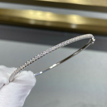 {
  "Bling Jewelrys": "Bling Jewelry",
  "MINI DIAMOND TENNIS BRACELET": "MINI-DIAMANT-TENNISARMBAND"
}