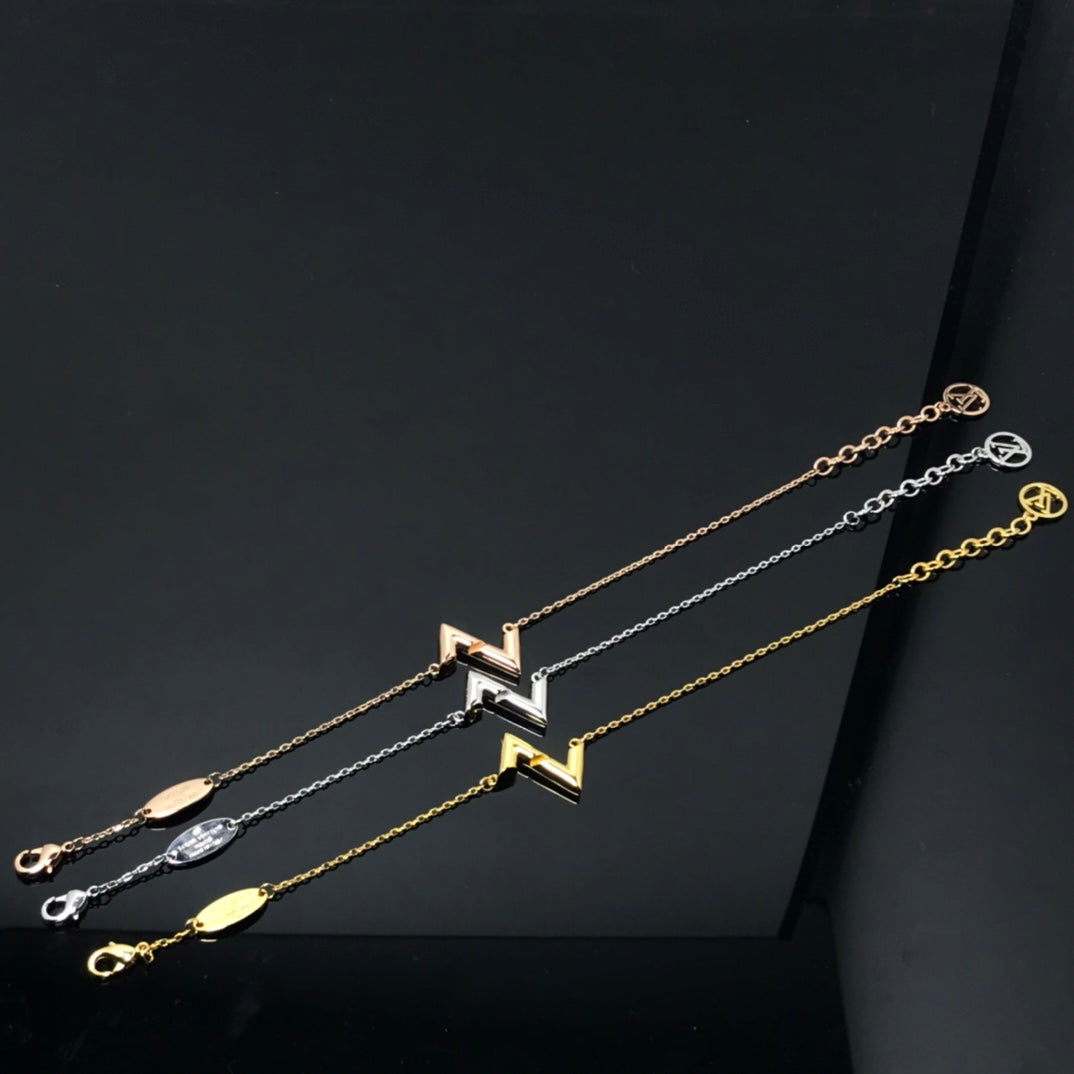 [Bling Jewelrys ]VOLT LV LOGO BRACELET