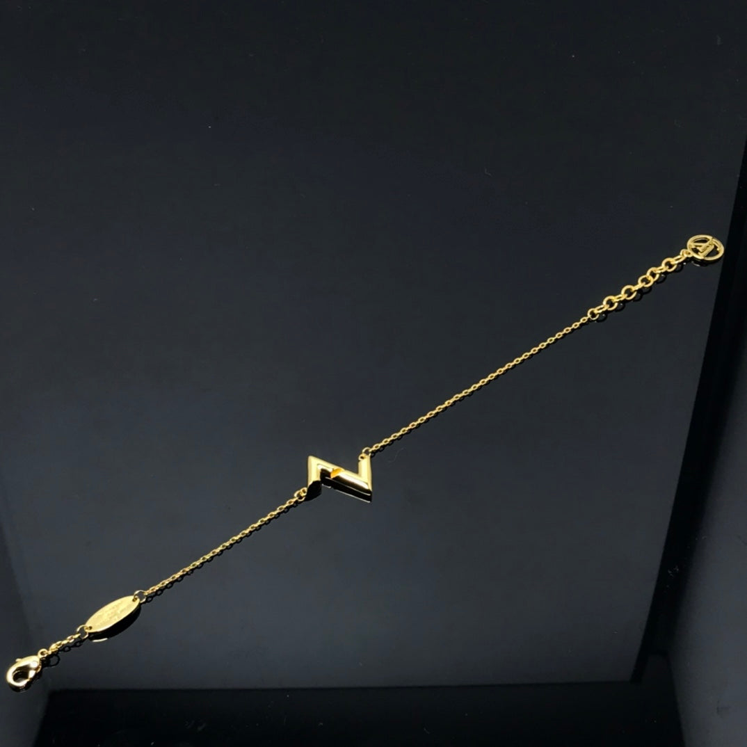 [Bling Jewelrys ]VOLT LV LOGO BRACELET