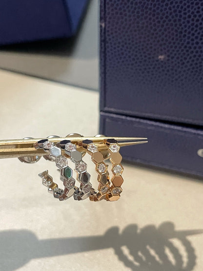 [Bling Jewelry] Ohrringe in Kleeblatt-Blumenform mit durchbrochenem Design