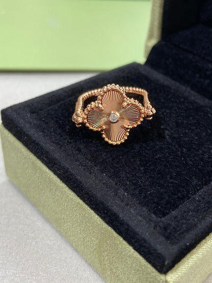 [Bling Jewelrys ]CLOVER RIVERSIBLE PINK GOLD RING