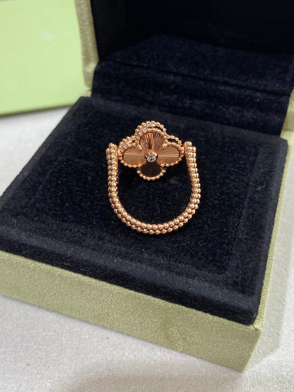 [Bling Jewelrys ]CLOVER RIVERSIBLE PINK GOLD RING