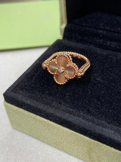 [Bling Jewelrys ]CLOVER RIVERSIBLE ROSE GOLD RING