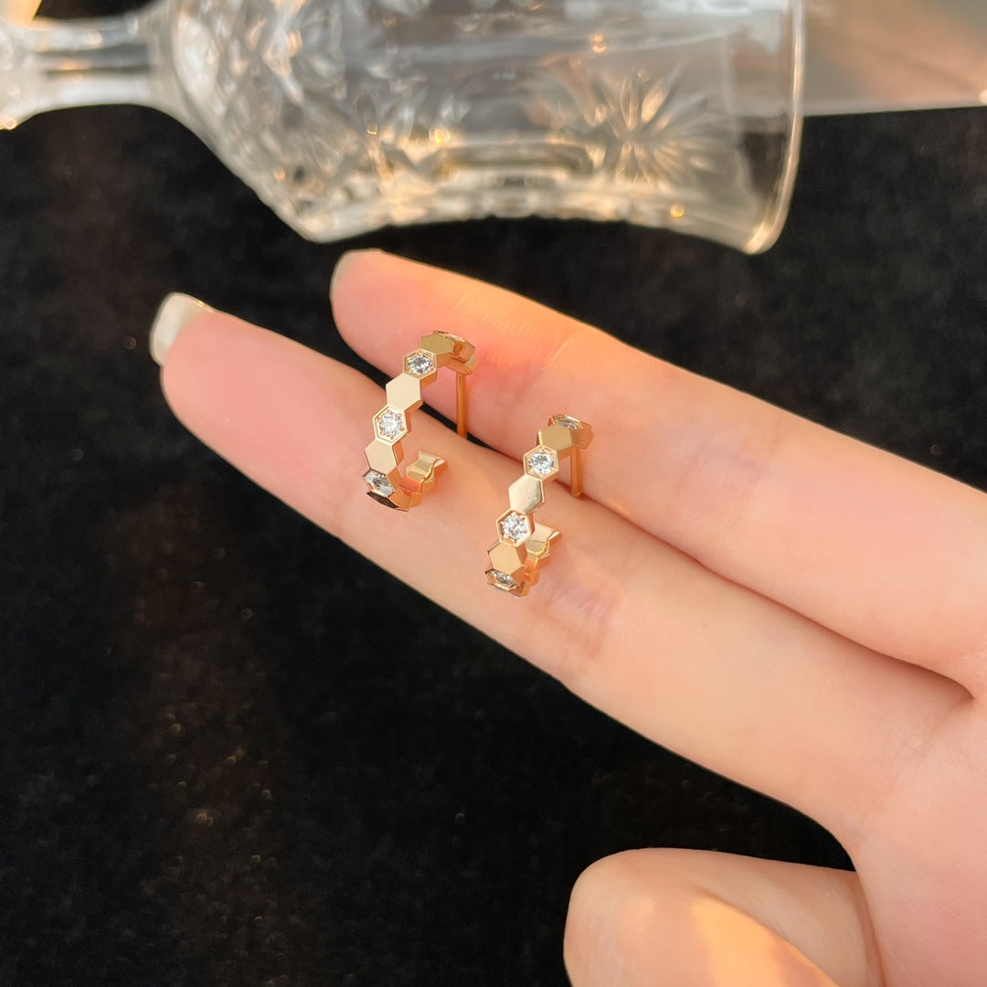 [Bling Jewelrys ]BEE LOVE DIAMOND HOOP EARRINGS