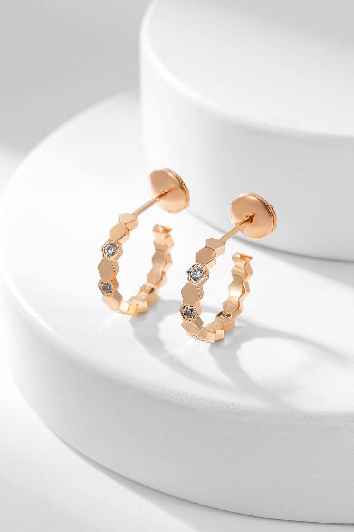 [Bling Jewelrys ]BEE LOVE DIAMOND HOOP EARRINGS