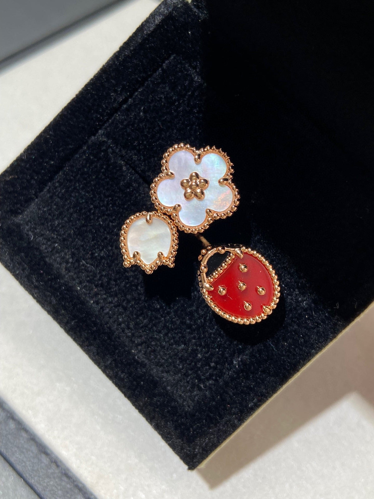 [Bling Jewelrys ]LUCKY 3 MOTIF ROSE GOLD RING