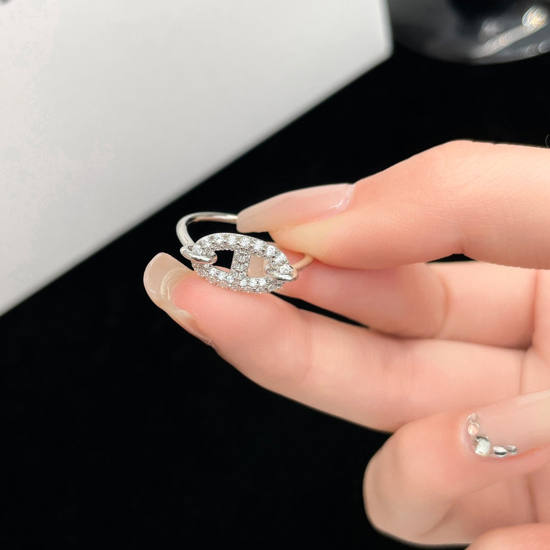 {
  "Bling Jewelrys ": "ブリング・ジュエリー ",
  "RONDE SMALL SILVER DIAMOND RING": "ロンデ スモール シルバー ダイヤモンド リング"
}