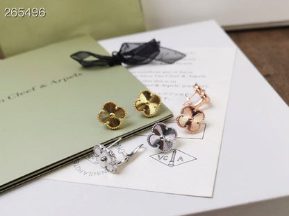 [Bling Jewelrys ]CLOVER MEDIUM STUD EARRINGS