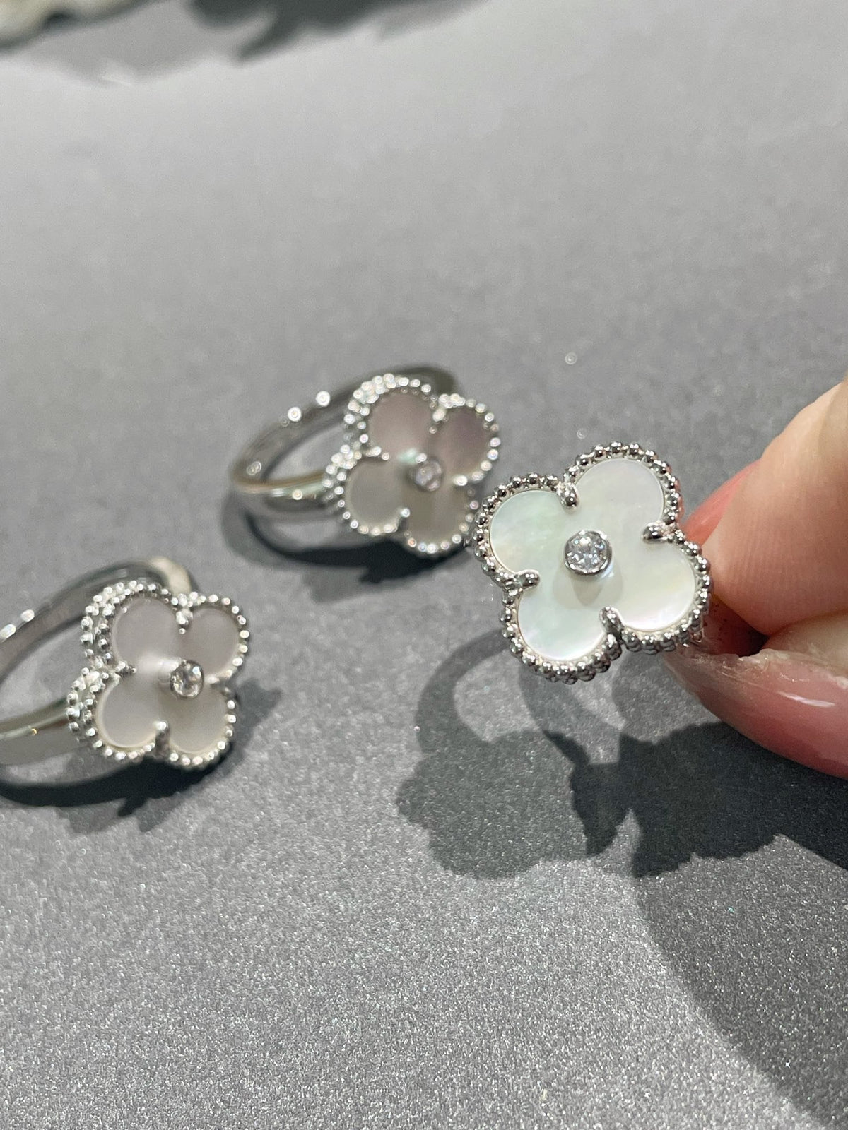 [Bling Jewelrys] KLEEBATT RING SILBER PERLMUTT DIAMANT