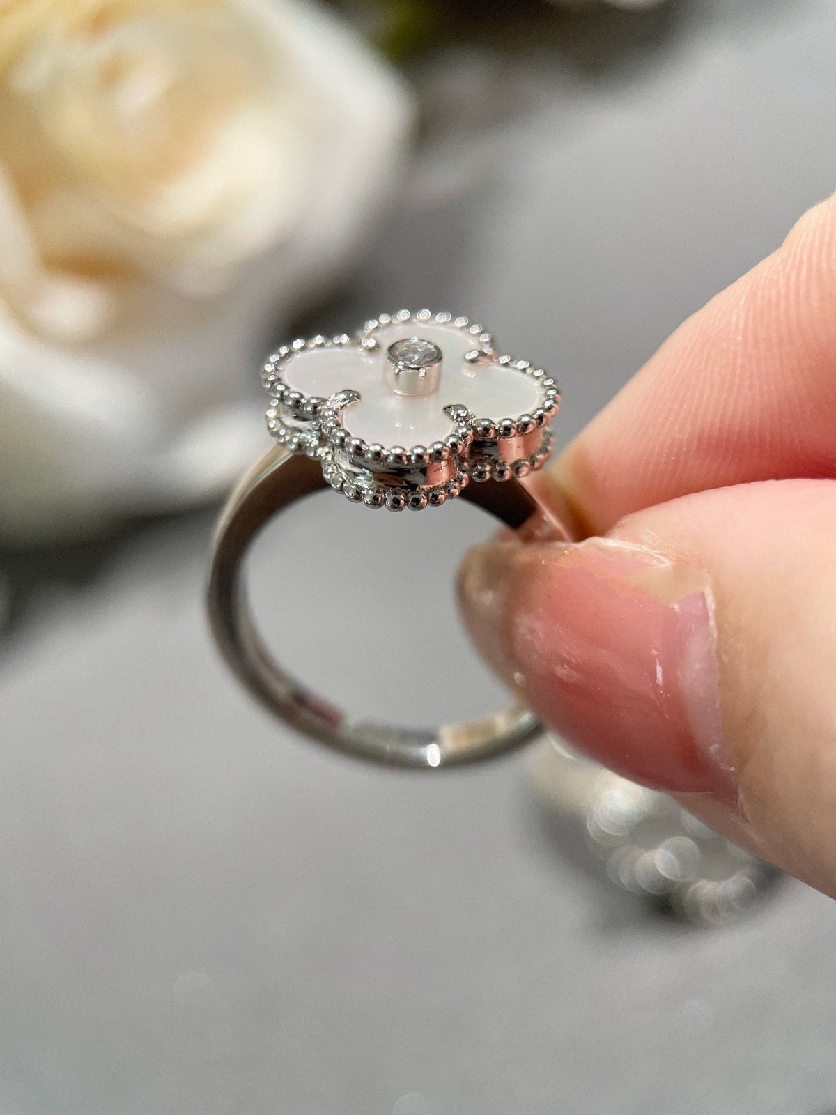 [Bling Jewelrys] KLEEBATT RING SILBER PERLMUTT DIAMANT