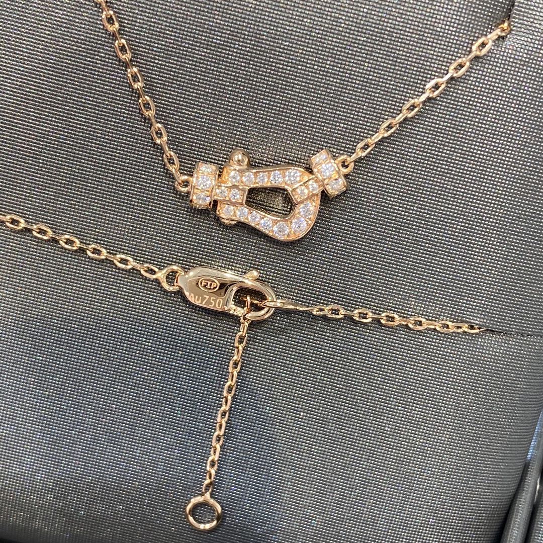 {
"Bling Jewelrys ": "ブリング・ジュエリー",
"FORCE 10 DIAMOND PINK GOLD NECKLACE MINI MODEL": "フォース10 ダイヤモンド ピンクゴールド ネックレス ミニモデル"
}