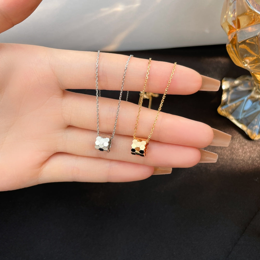 [Bling Jewelrys ]BEE MINI NECKLACE