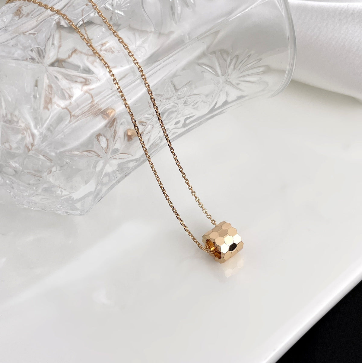 [Bling Jewelrys ]BEE MINI NECKLACE