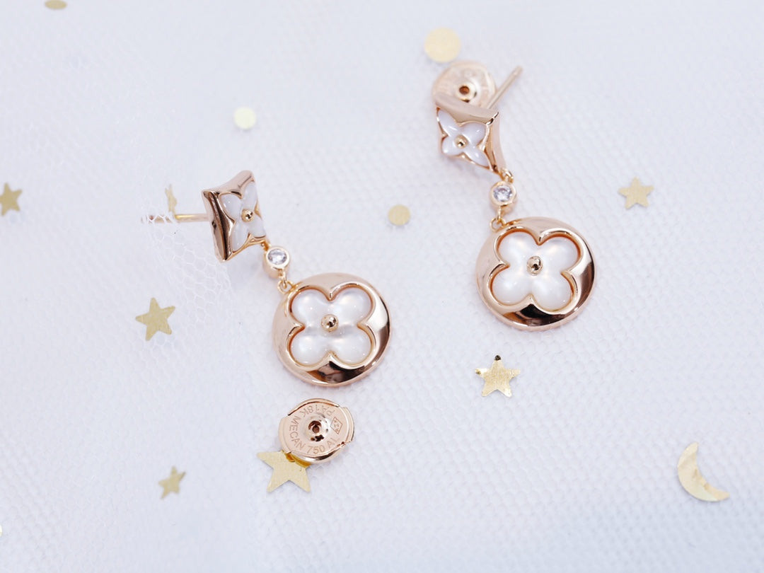 {
  "[Bling Jewelrys ]STAR AND SUN PINK GOLD MOP DROP EARRINGS": "【Bling Jewelry】スター＆サン ピンクゴールド マザーオブパール ドロップピアス"
}