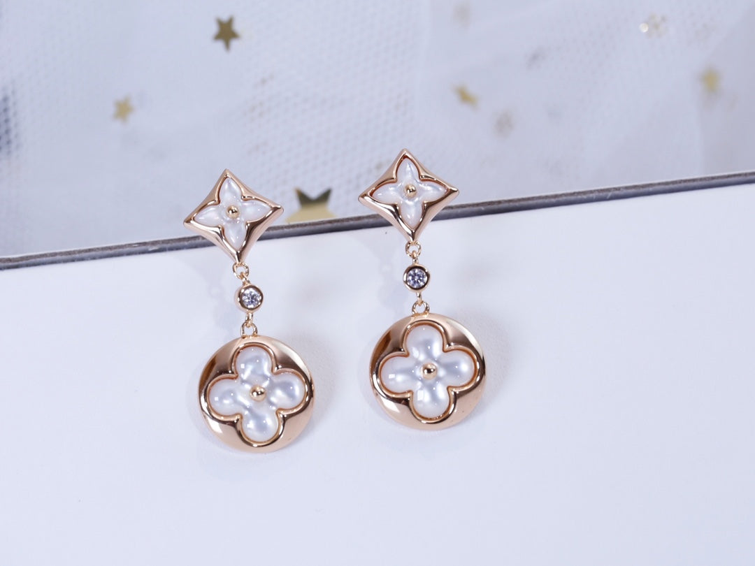 {
  "[Bling Jewelrys ]STAR AND SUN PINK GOLD MOP DROP EARRINGS": "【Bling Jewelry】スター＆サン ピンクゴールド マザーオブパール ドロップピアス"
}