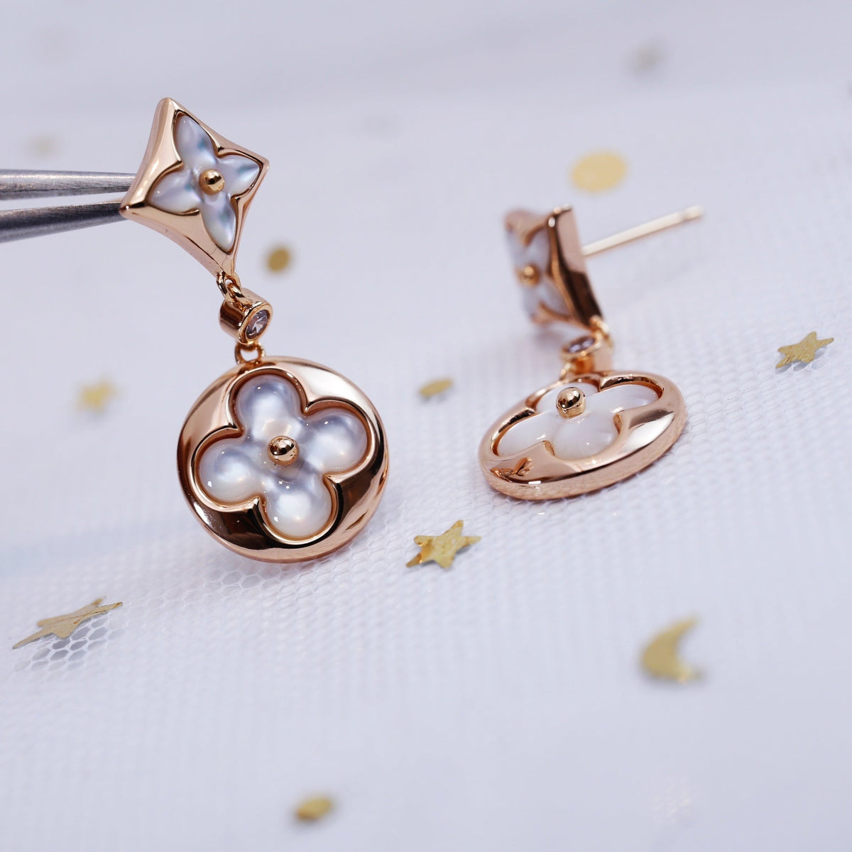 {
  "[Bling Jewelrys ]STAR AND SUN PINK GOLD MOP DROP EARRINGS": "【Bling Jewelry】スター＆サン ピンクゴールド マザーオブパール ドロップピアス"
}