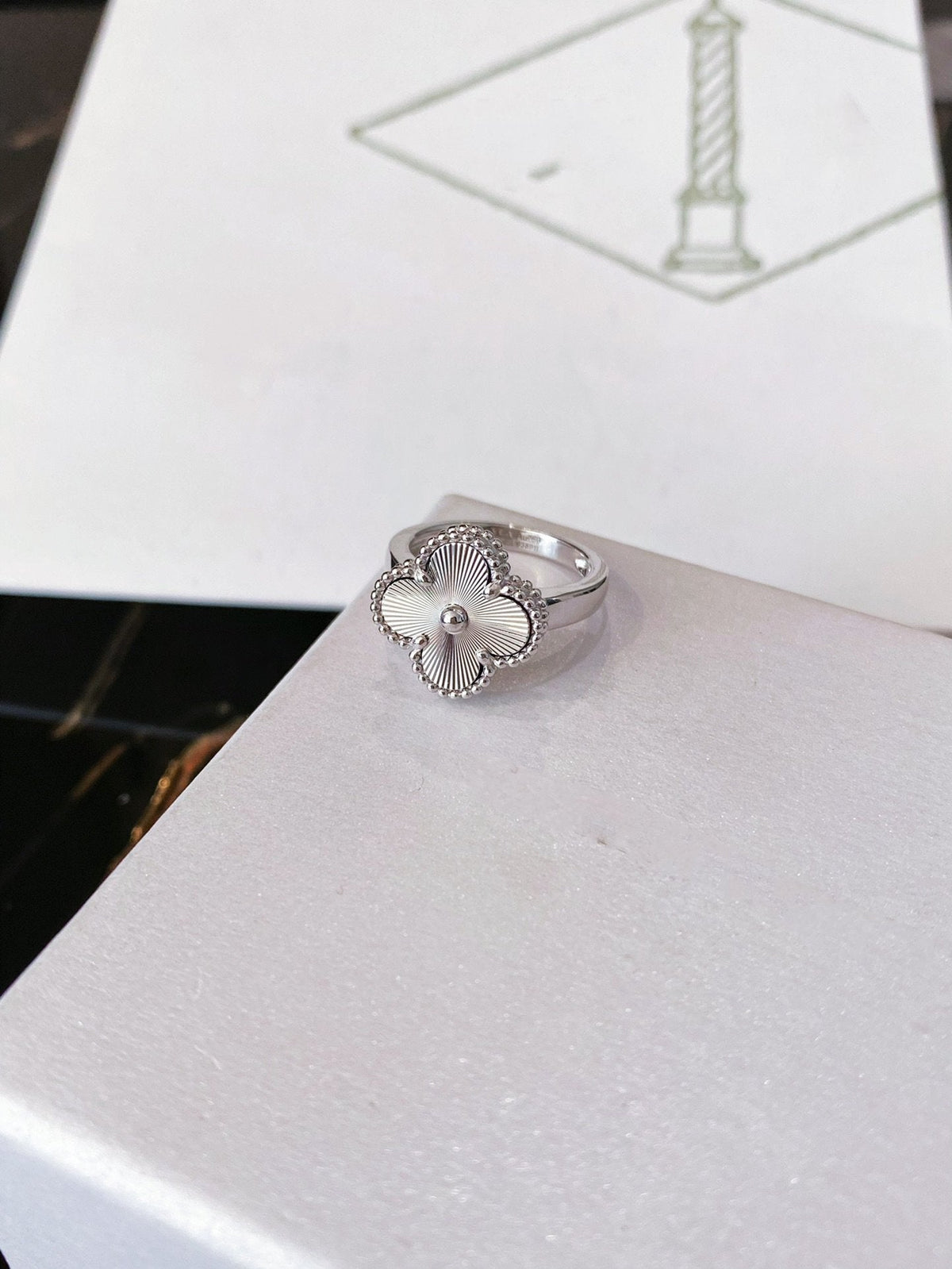[Bling Jewelrys ]クローバーシルバーリング