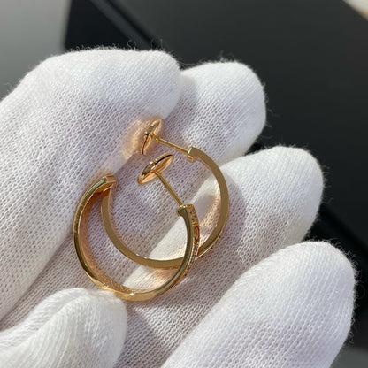 {"Bling Jewelrys": "Bling Jewelrys", "LOVE DIAMOND PINK GOLD HOOP EARRINGS": "LOVE DIAMANT CREOLEN IN ROSÉGOLD"}