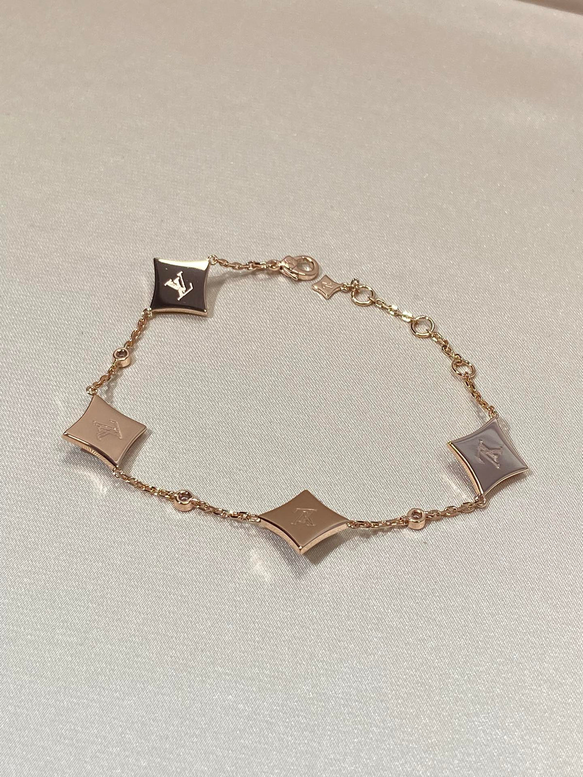 [Bling Jewelrys ]STAR 4 MOTIF MOP DIAMOND PINK GOLD BRACELET