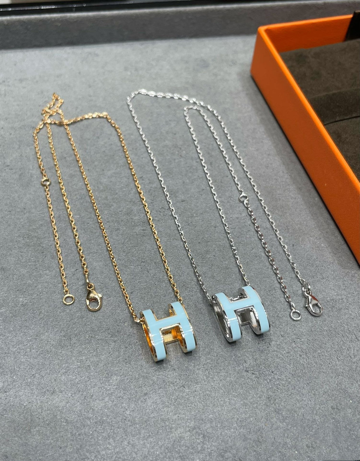 [Bling Jewelrys ]POP H SKY BLUE NECKLACE
