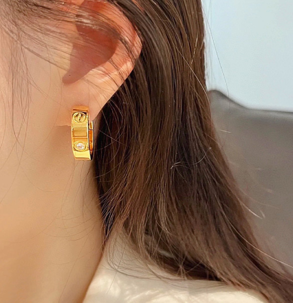 [Bling Jewelrys ]LOVE 5.5MM 1 DIAMOND EARRINGS
