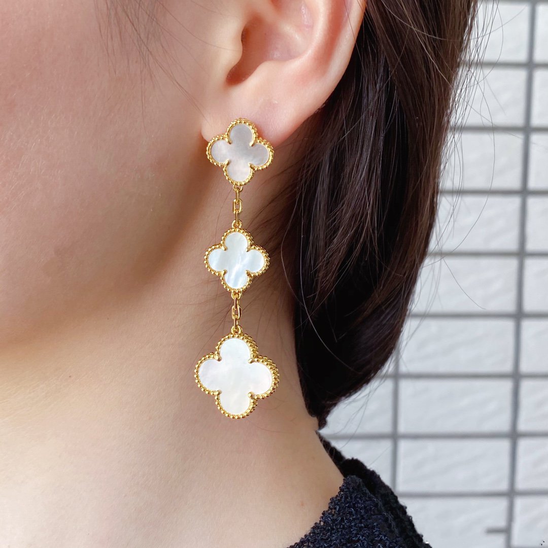 [Bling Jewelry] KLEEBALL-Ohrringe mit 3 Motiven aus Perlmutt in Gold