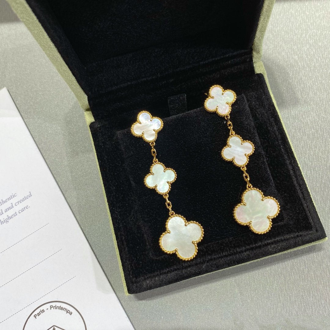[Bling Jewelry] KLEEBALL-Ohrringe mit 3 Motiven aus Perlmutt in Gold