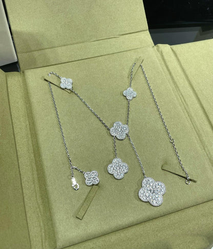 [Bling Jewelrys ]CLOVER 6 MOTIF DIAMOND PAVED NECKLACE