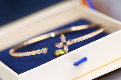 [Bling Jewelrys ]IDYLLE PINK GOLD OPEN BRACELET DIAMOND PAVED