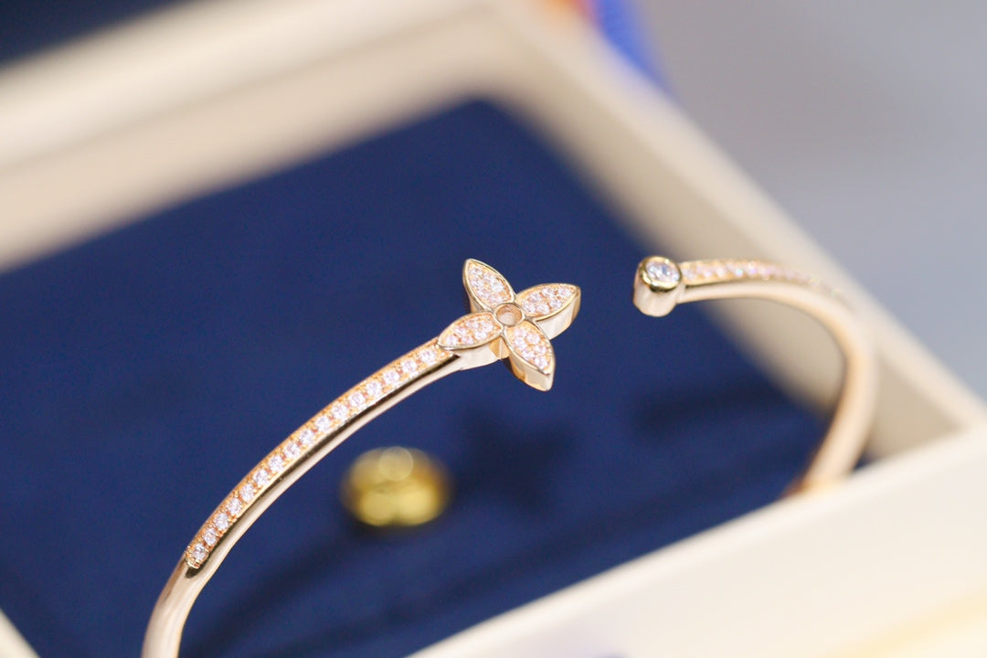 [Bling Jewelrys ]IDYLLE PINK GOLD OPEN BRACELET DIAMOND PAVED