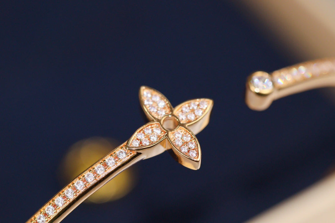 [Bling Jewelrys ]IDYLLE PINK GOLD OPEN BRACELET DIAMOND PAVED
