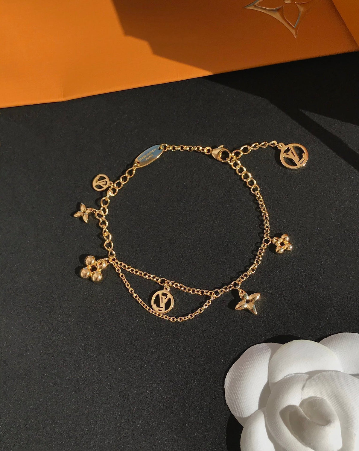 [Bling Jewelrys ]BLOOMING PINK GOLD MOP BRACELET