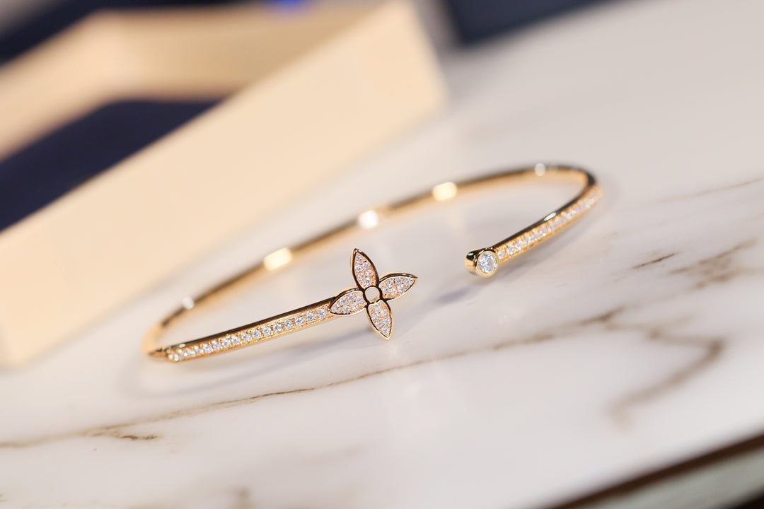 [Bling Jewelrys ]IDYLLE GOLD OPEN BRACELET DIAMOND PAVED
