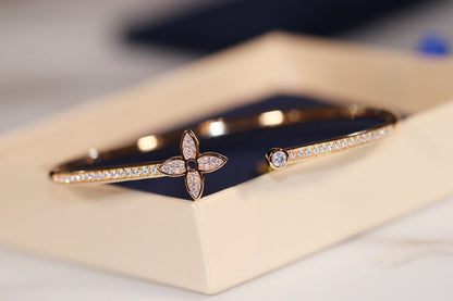 [Bling Jewelrys ]IDYLLE GOLD OPEN BRACELET DIAMOND PAVED