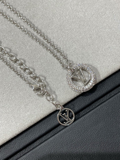 {
  "Bling Jewelrys ": "Bling Jewelrys ",
  "BY NIGHT DIAMOND PAVED NECKLACE": "MIT DIAMANTEN BESETZTE BY NIGHT HALSKETTE"
}
