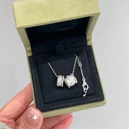 {
  "Bling Jewelrys": "Bling Jewelry",
  "PERLEE DOUBLE PENDANT SILVER DIAMOND NECKLACE": "PERLEE DOPPEL-ANHÄNGER SILBER DIAMANT-HALSKETTE"
}