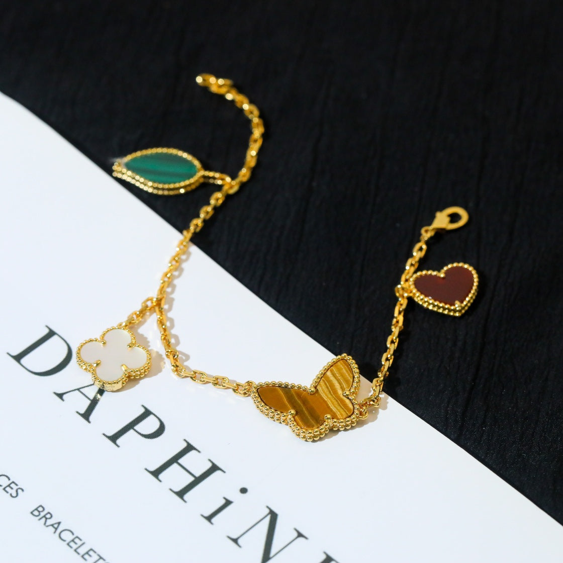 [Bling Jewelrys] LUCKY SPRING ARMBAND MIT 5 MOTIVEN IN GOLD