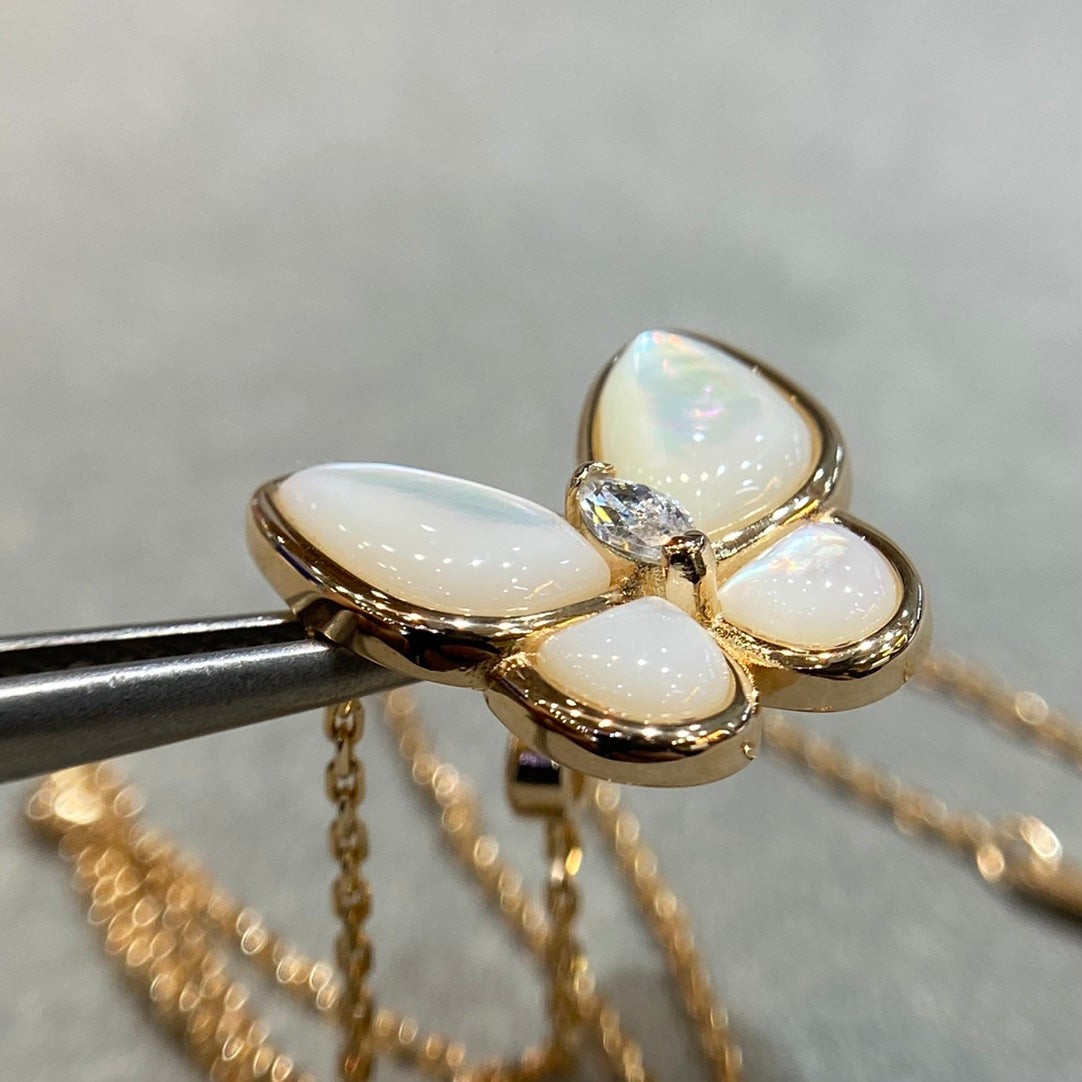 [Bling Jewelry] SCHMETTERLING-HALSKETTE AUS PERLMUTT MIT DIAMANTEN
